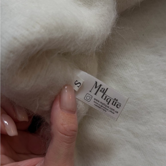 100% cashmere Sweater - Picture 6 of 6